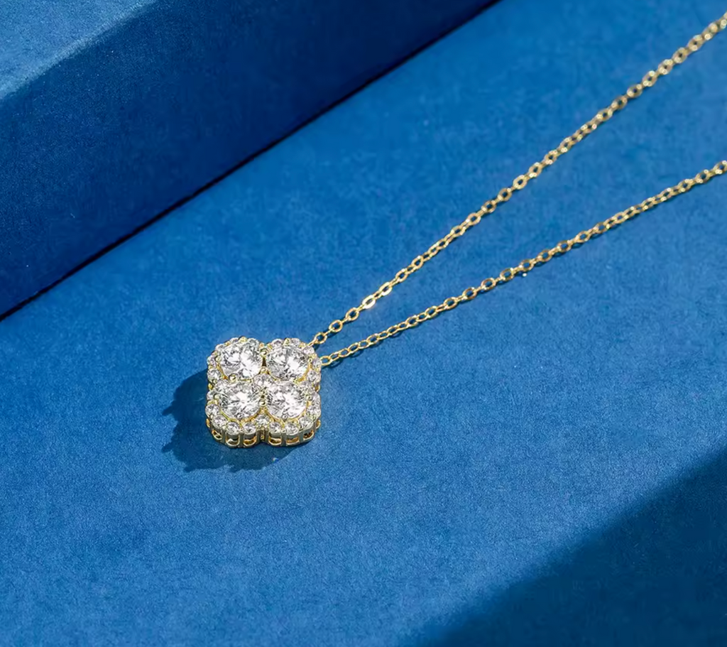Sweet Flower Pendant Necklace