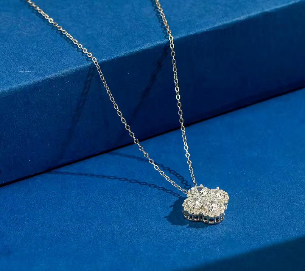 Sweet Flower Pendant Necklace