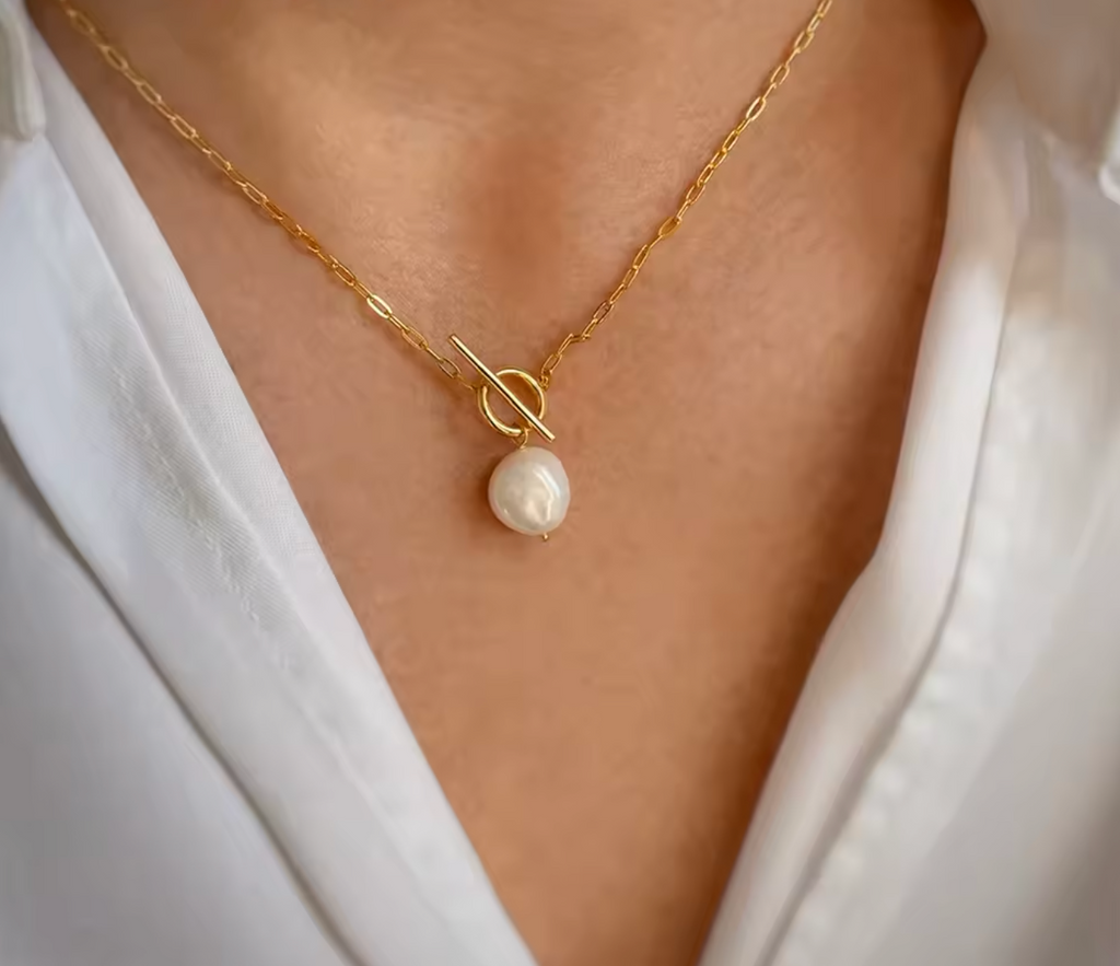 Freshwater Pearl Toggle Necklace