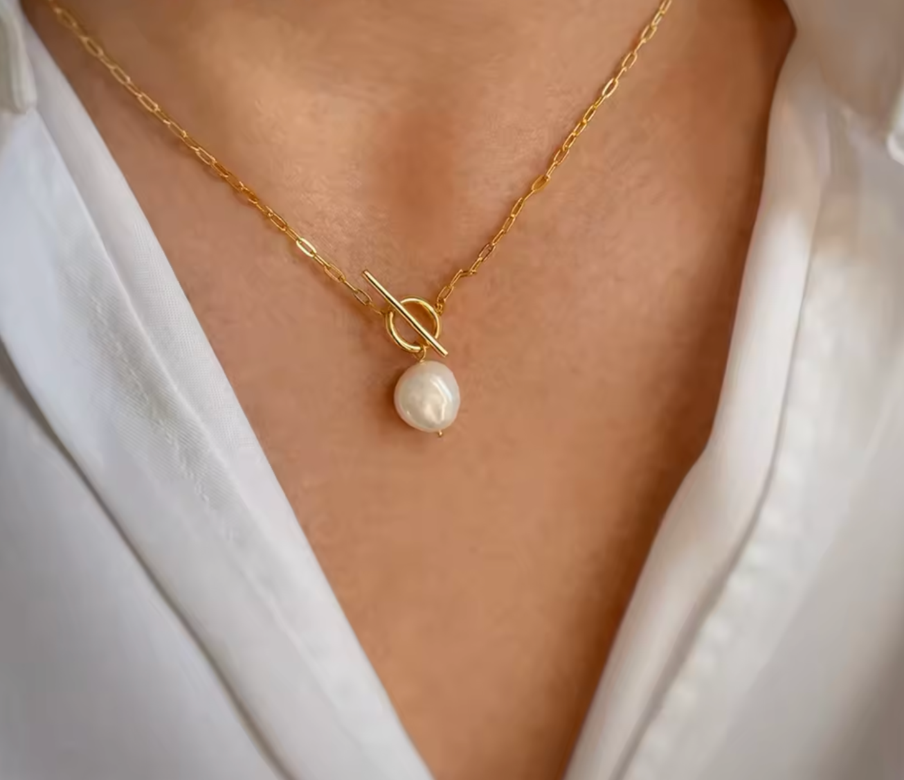 Freshwater Pearl Toggle Necklace