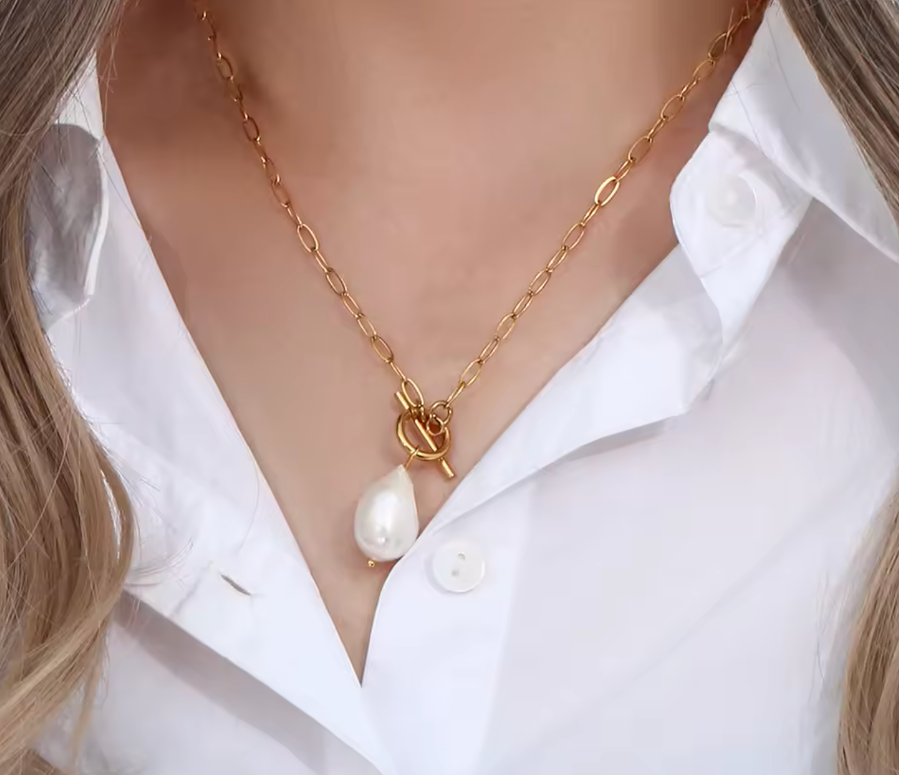 Freshwater Pearl Toggle Necklace