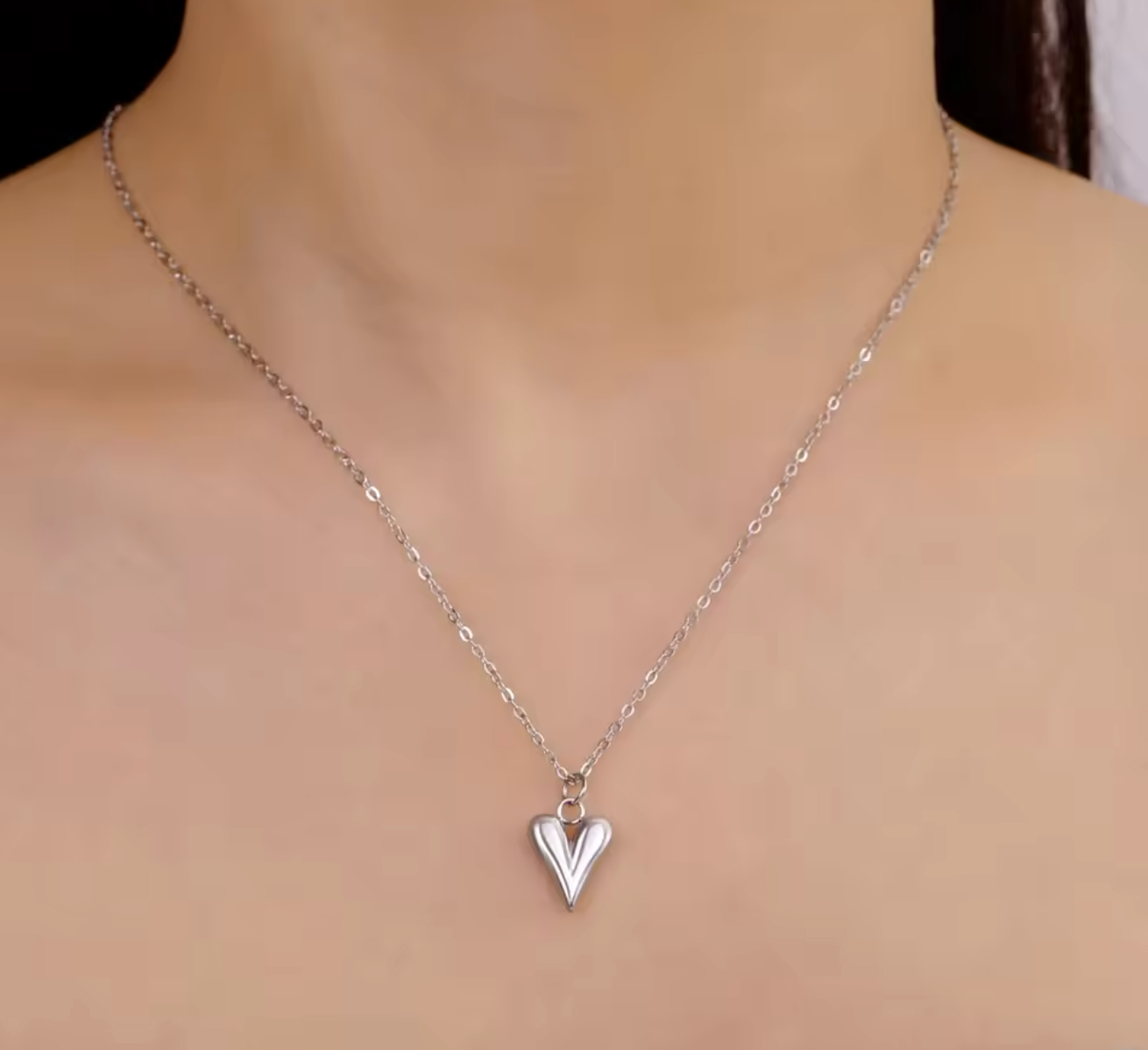 Skyrim Heart Pendant Necklace
